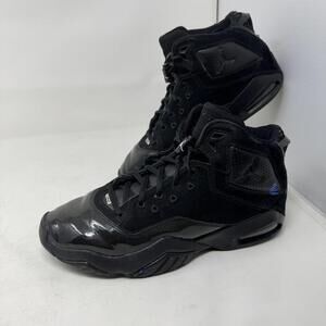 Men's Jordan Retro Basketball Sneakers Black Size 9.5  *Read description